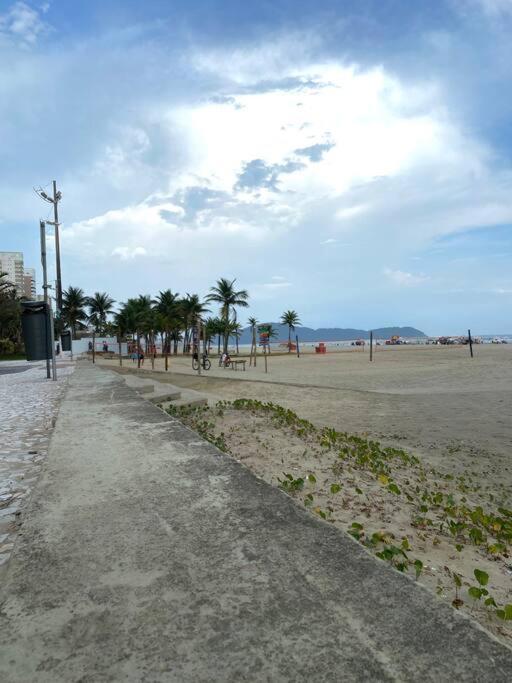 Apartment Grande! Predio Frente Ao Mar Praia Grande (Santos)